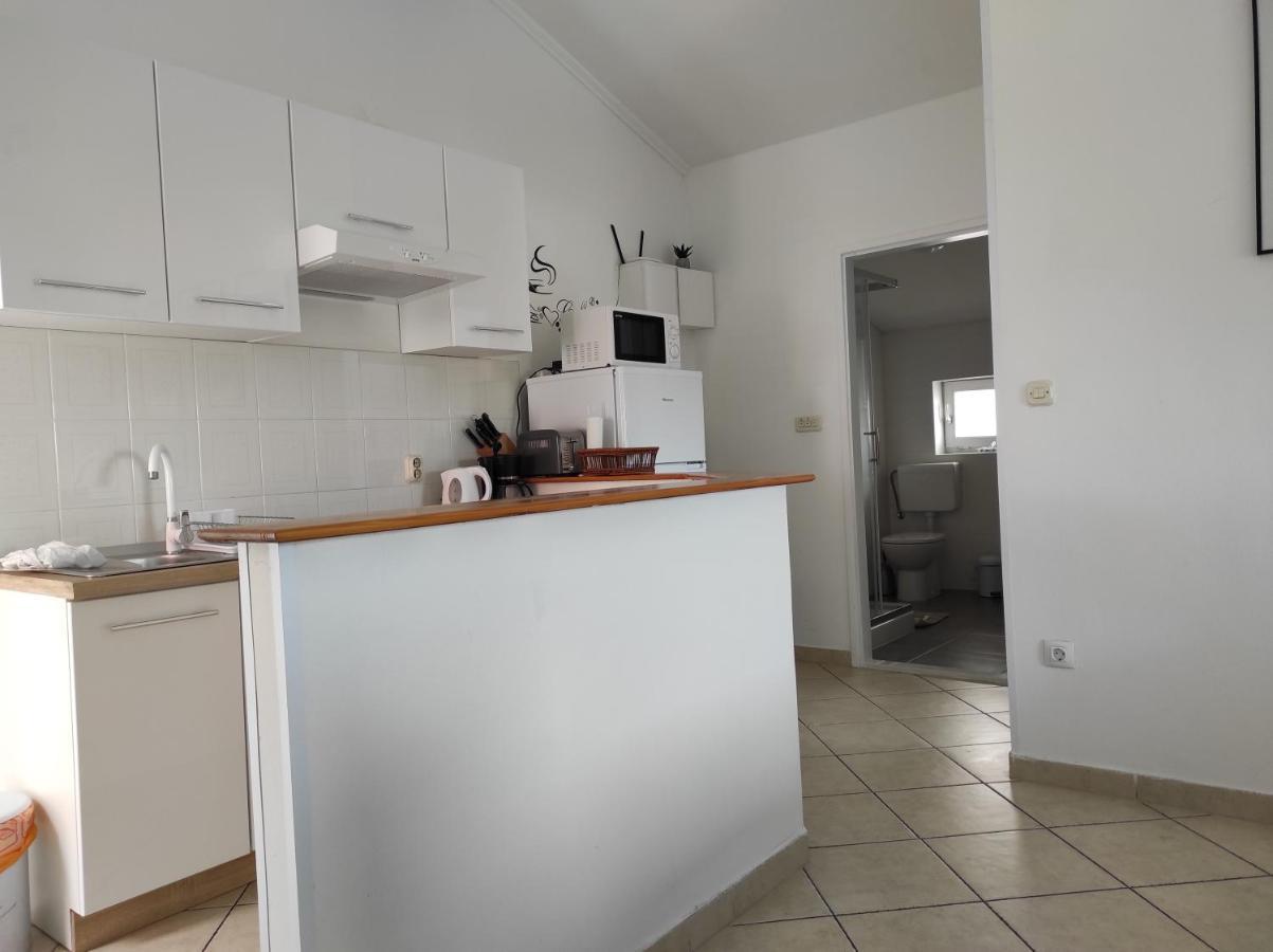 Apartman Eli 2 Ρόβινι Εξωτερικό φωτογραφία